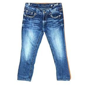 Miss Me Easy Capri Size 27